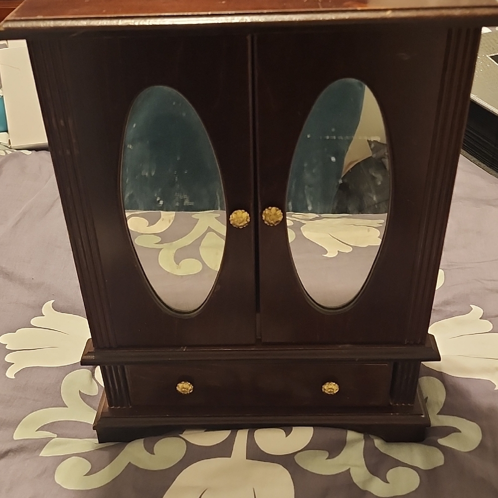Elegant Brown Jewelry Cabinet